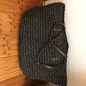 Straw tote